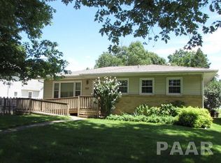 210 S Lafayette St, Metamora, IL 61548