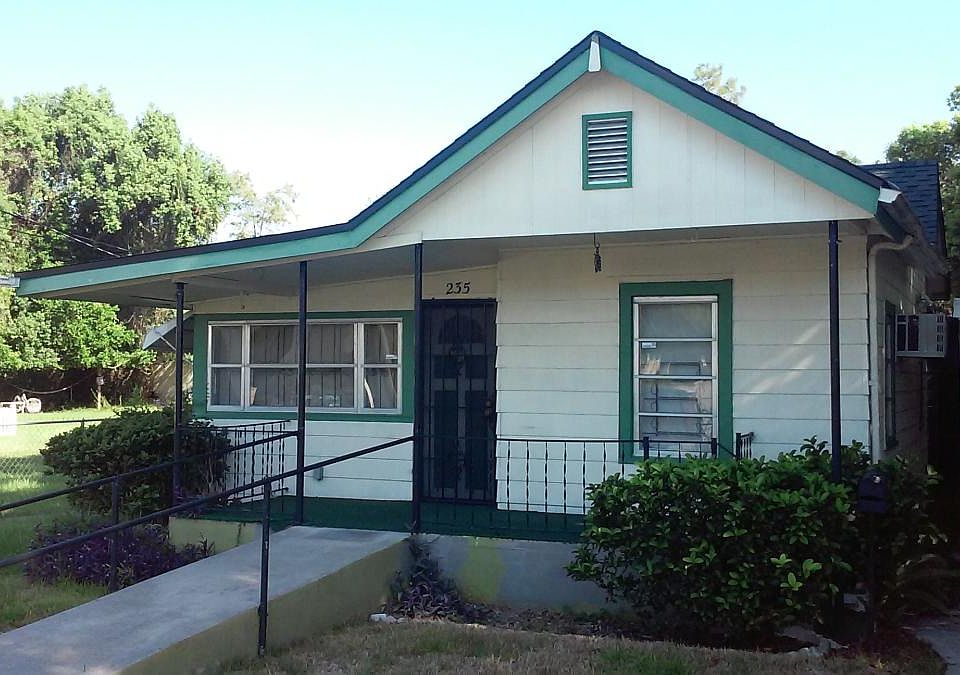 1st image of 235 W Lyman Ave