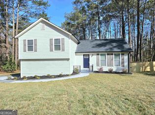 3516 Weathered Wood Dr, Ellenwood, GA 30294