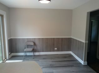 3805 Emerson Ave, Rolling Meadows, IL 60008