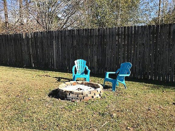 4th image of 1509 Hillcrest Dr