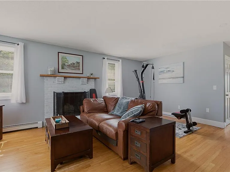 224 Oliphant Ln #B — Photo 12