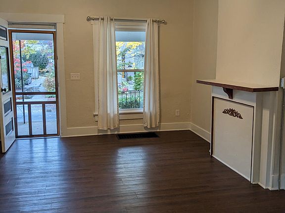 3rd image of 112 Jones St
