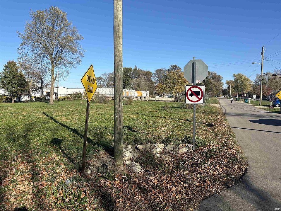 2nd image of 1904 N Ave