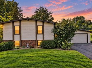 31 Buckingham Dr, Washington, MO 63090