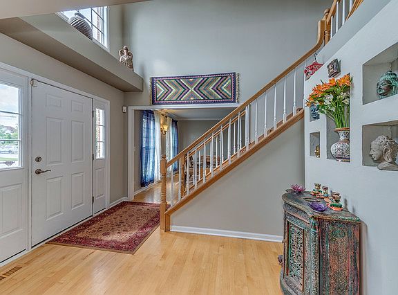 3rd image of 3005 Kendridge Ln