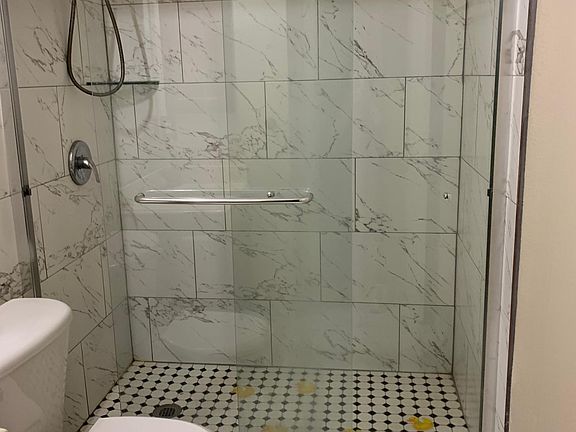 5th image of 649 Alcove Dr