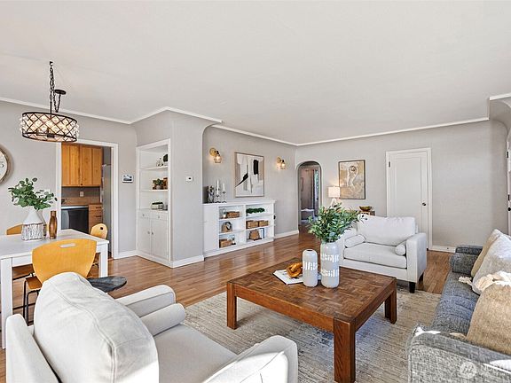 3rd image of 5415 McKinley Avenue