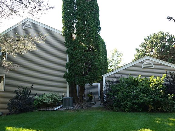 4th image of 4199 Knob Cir #102
