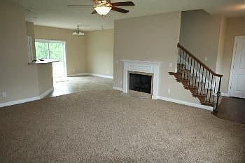 2nd image of 1945 Hickory Hill Ct