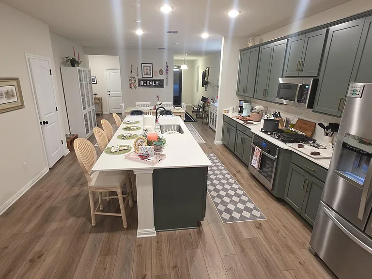 221 Travis Ln — Photo 6