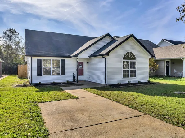 1428 Rochester Dr, Murfreesboro, TN 37130