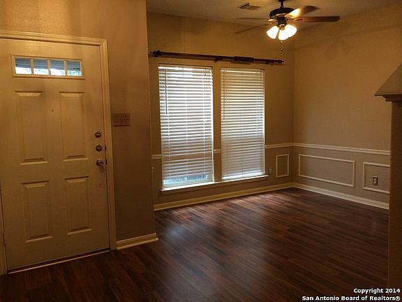 3rd image of 8431 Branch Hollow Dr