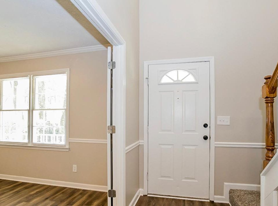 1st image of 1216 Hunters Creek Ct