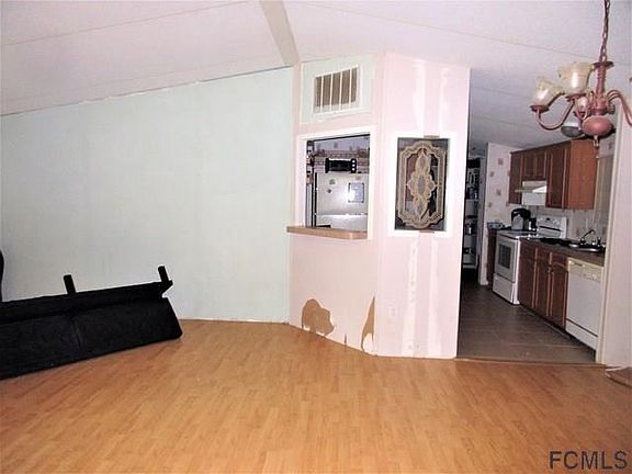 2nd image of 5357 Nutwood Ave