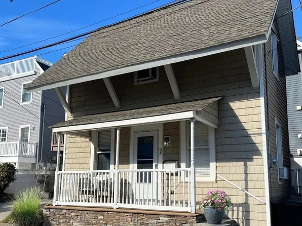 7 Surf St, Sea Bright, NJ 07760