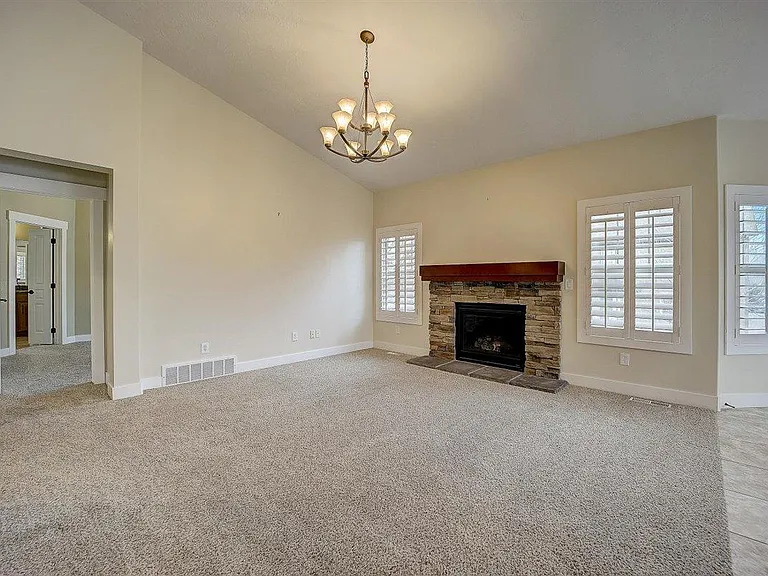 350 S Millers Mile Rd — Photo 3