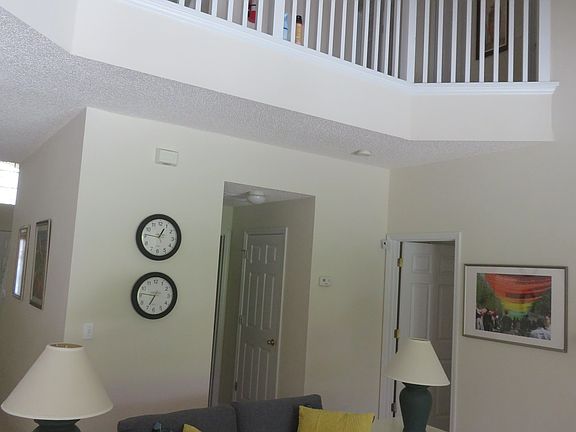 5th image of 2768 Lido Key Dr