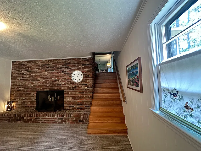 804 Valley View St — Photo 41