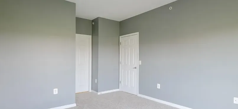 2 bed, 1059 sqft, $2,440 — Photo 3