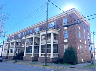 303 Bank St #6, Suffolk, VA 23434