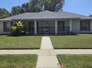 10352 Hillyard Ave, Baton Rouge, LA 70809