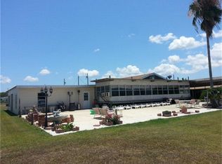 201 Alley Way, Port Lavaca, TX 77979