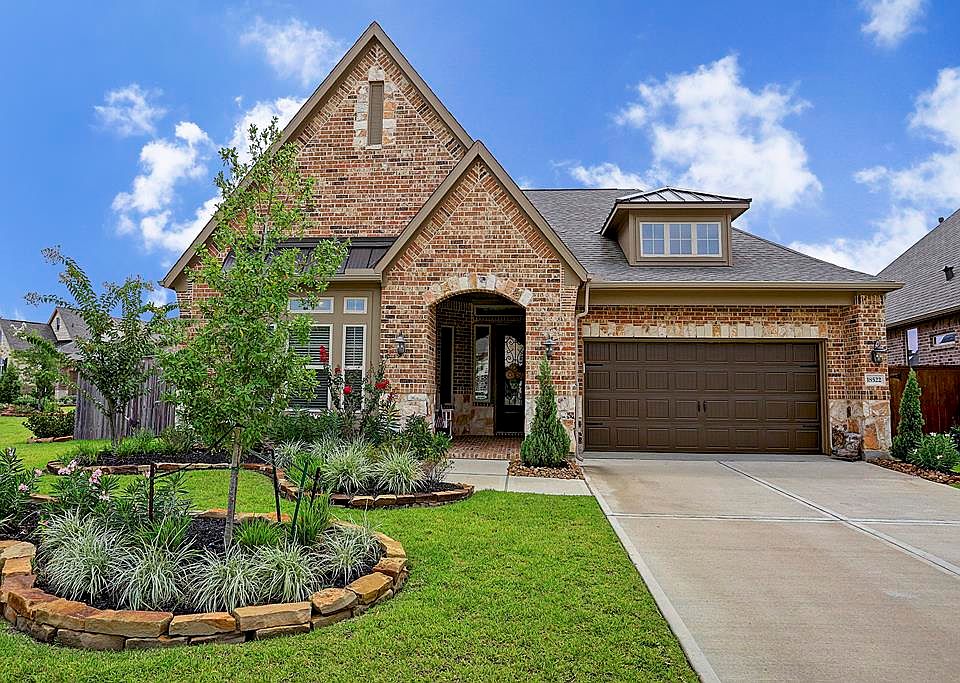 1st image of 18522 Florence Knoll Dr