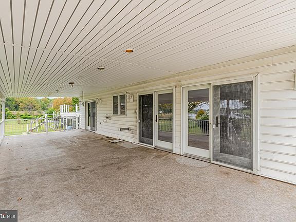 4th image of 7862 Bodkin View Dr