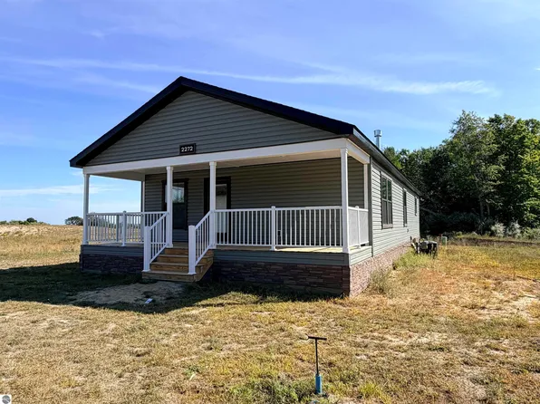 2272 Vista View Dr, Traverse City, MI 49686