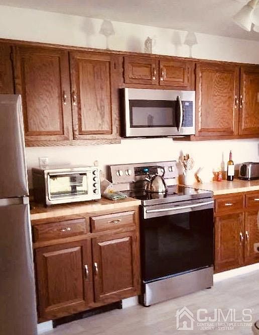 1st image of 0 548b Norwich Ct