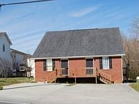 2nd image of 3157 20th St NE