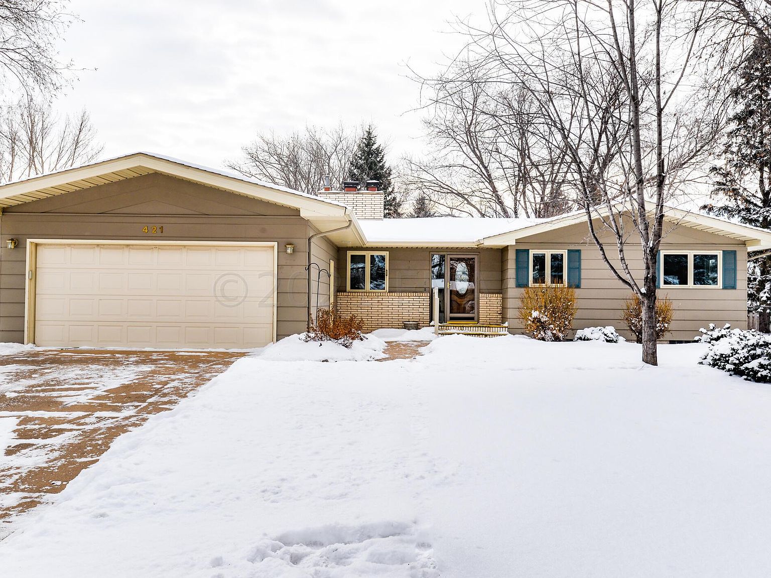 421 Dale Ave, Moorhead, MN 56560 Zillow