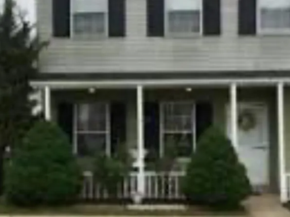 77 Reliance Sq, Telford, PA 18969