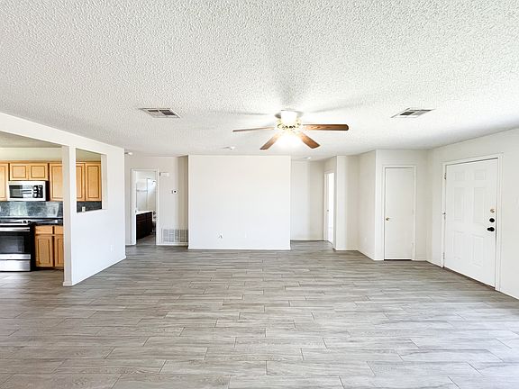 2nd image of 4610 Janelle Dr