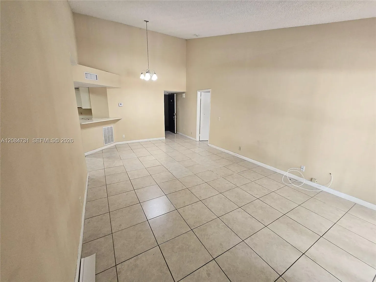 Edgewater Condo — Photo 4