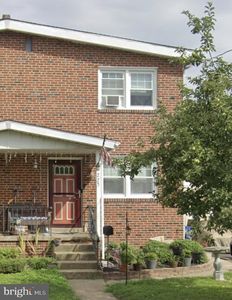 225 Powhattan Ave, Essington, PA, 19029