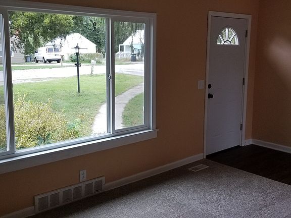 4th image of 3314 N 74th St