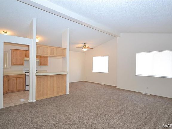5th image of 867 Church St