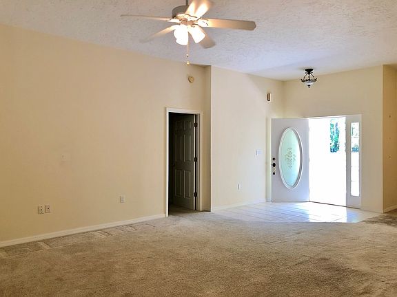 5th image of 11144 NW 70th Cir