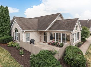 7356 Lake Lakota Pl #28, Indianapolis, IN 46217
