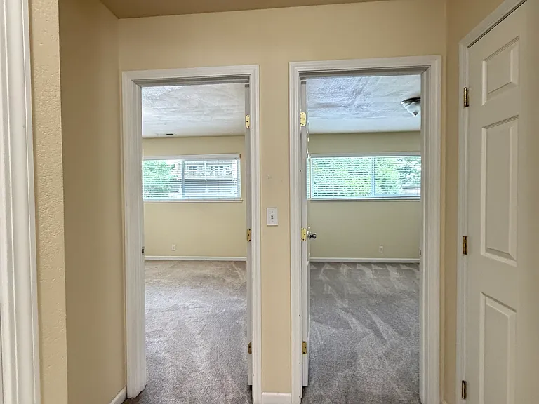 125 Ascot Ct #3 — Photo 6