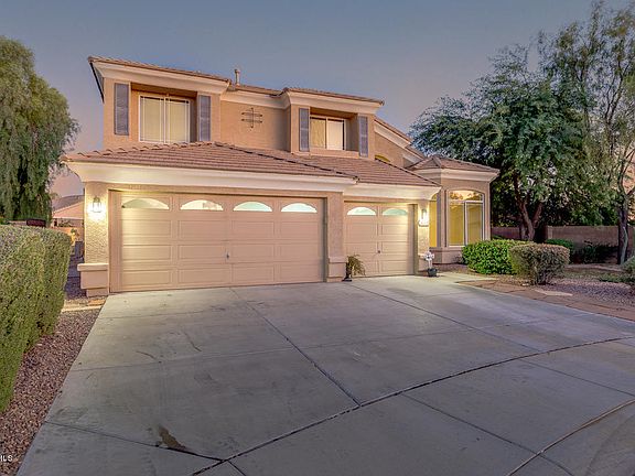 2nd image of 8231 S 34th Ln