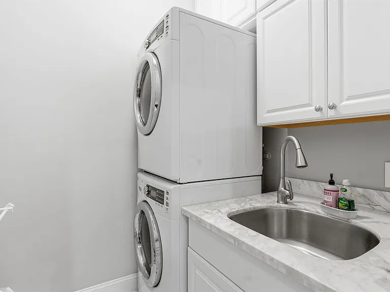 921 Osceola Dr #2 — Photo 44