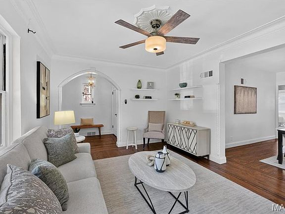 3rd image of 5632 Walsh St
