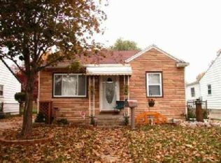 25726 W Hopkins St, Dearborn Heights, MI 48125