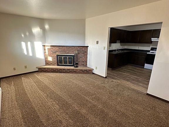 4th image of 1801 Continental Dr #1801-7