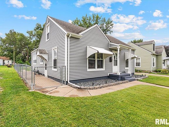 2nd image of 3151 Diehn Ave