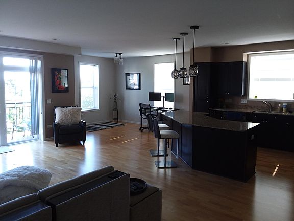 2nd image of 435 W Wood St Unit 414