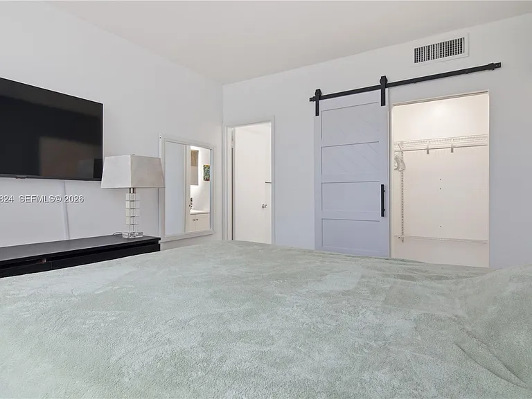 801 Brickell Bay Dr #764 — Photo 16